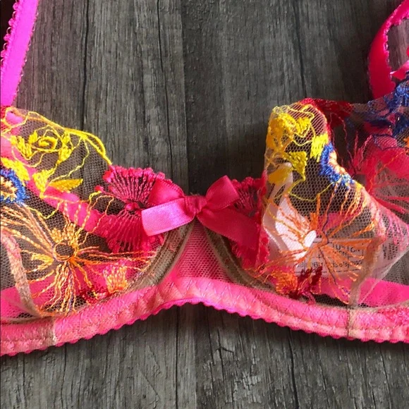 Agent Provocateur Lace Zuri Bra 36B - Picture 3 of 10